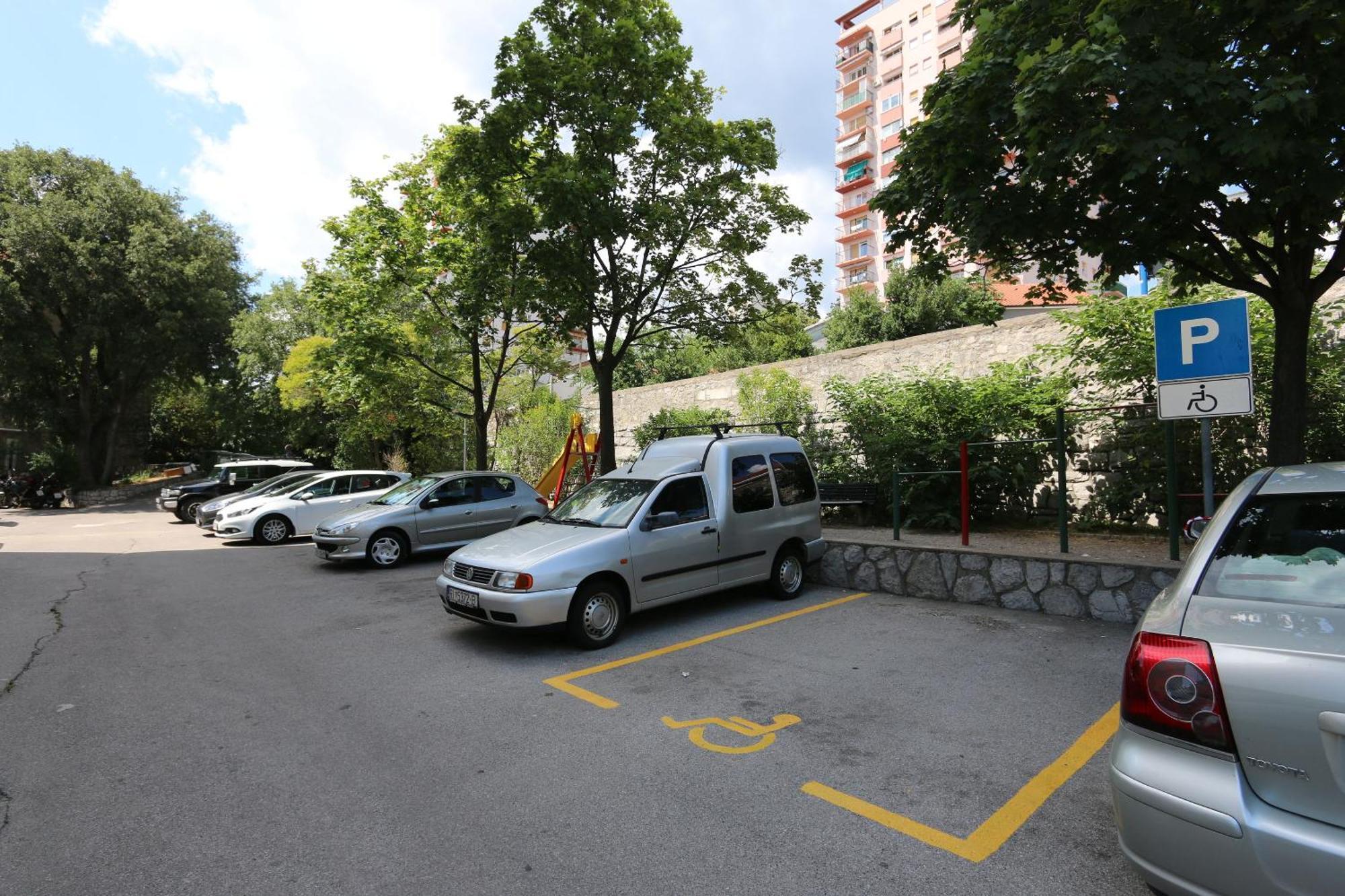 Apartment Krimeja Rijeka Eksteriør bilde