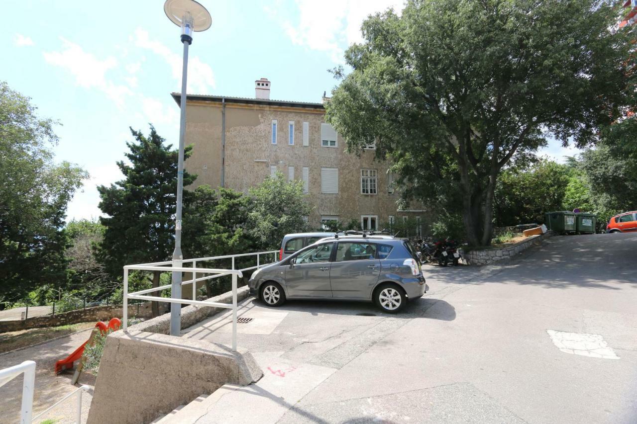 Apartment Krimeja Rijeka Eksteriør bilde