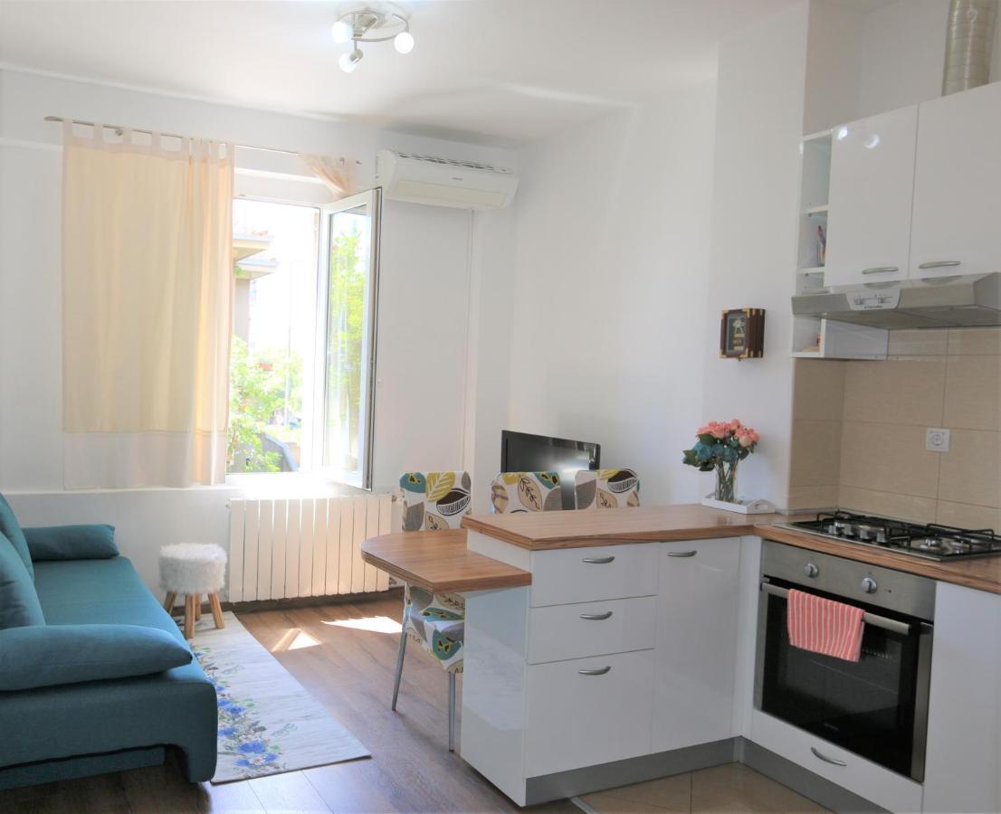 Apartment Krimeja Rijeka Eksteriør bilde